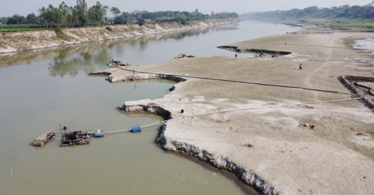 ময়মনসিংহ বিভাগে চলছে অবৈধভাবে বালু উত্তোলনের মহোৎসব