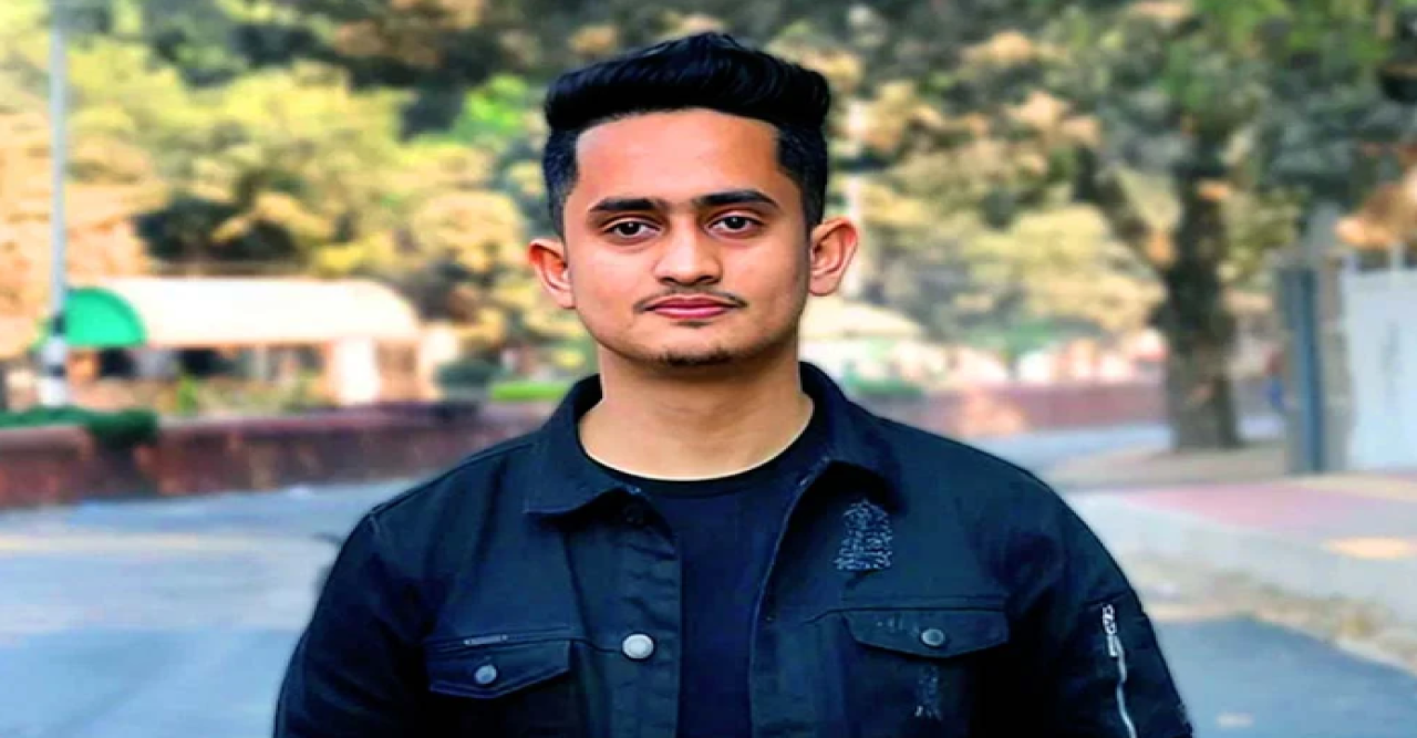 প্রাইভেটকার দুর্ঘটনায় আহত সারজিস আলম