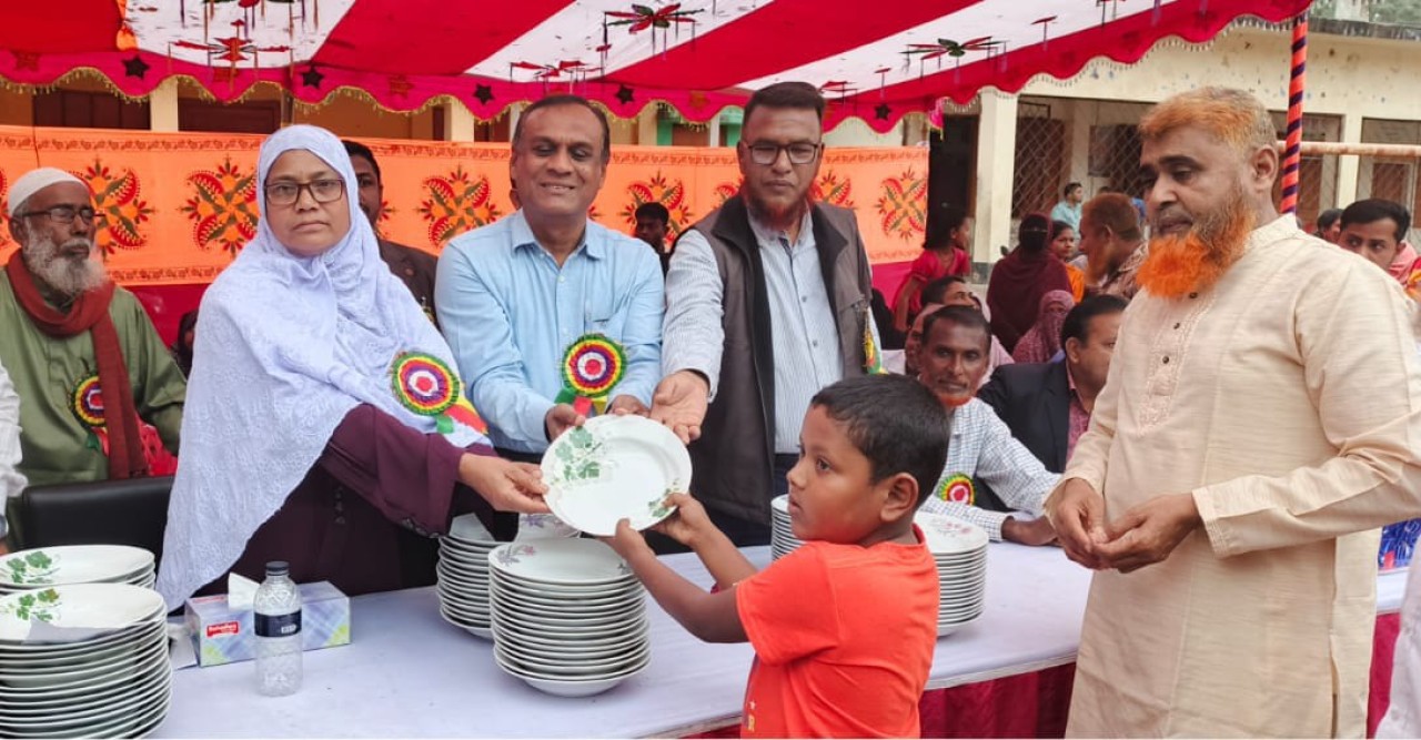 সদরপুরে পূর্ব শৌলডুবি সরকারি প্রাথমিক বিদ্যালয়ের বার্ষিক ক্রীড়া প্রতিযোগিতা অনুষ্ঠিত