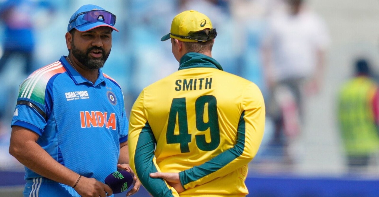 যে কারণে ভারতীয় ক্রিকেটাররা কালো আর্মব্যান্ড পরে খেলছেন
