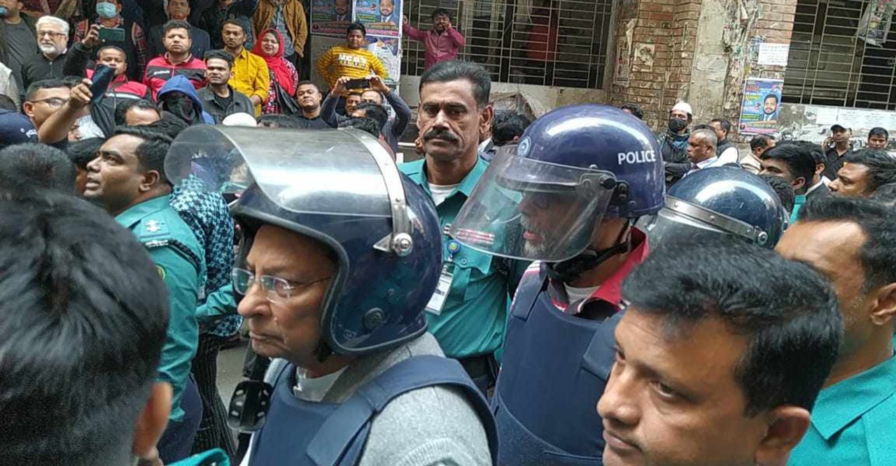 সাবেক তথ্যমন্ত্রী ইনু ও তার স্ত্রীর বিরুদ্ধে দুর্নীতির ২ মামলা
