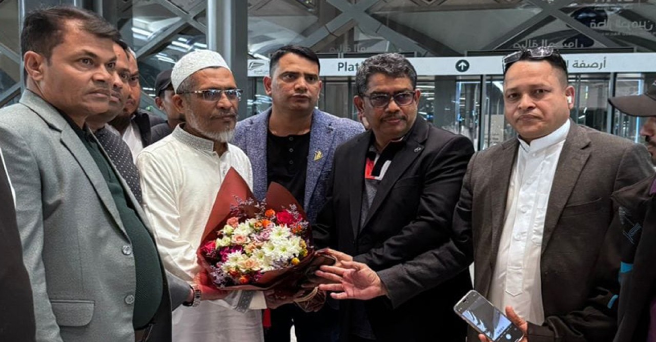 দুবাইয়ে চিকিৎসা শেষে সৌদি আরব পৌঁছেছেন বাবর